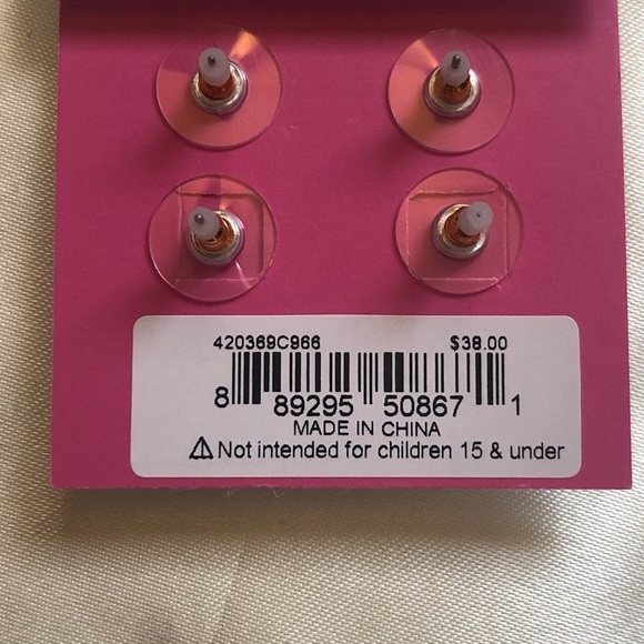 Betsey Johnson Back To Cool Pencil, Sneaker & Word Bubble Stud Earring Set NWT - Picture 8 of 8